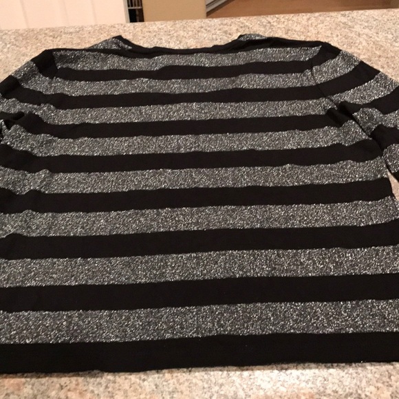 Talbots's Petites long sleeve shirt- size large - Picture 6 of 7